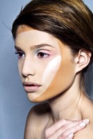 Make-Up & Hair: Griphée
Photographe : Gabriel Moginot
Mannequin : Bruna Mattos@Ford
